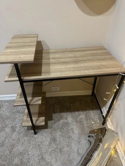 L shaped Desk with shelves grain and black frame