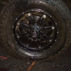 35 X12.50 R 20 