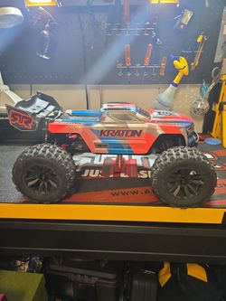 ARRMA Kraton 6S V6 BLX