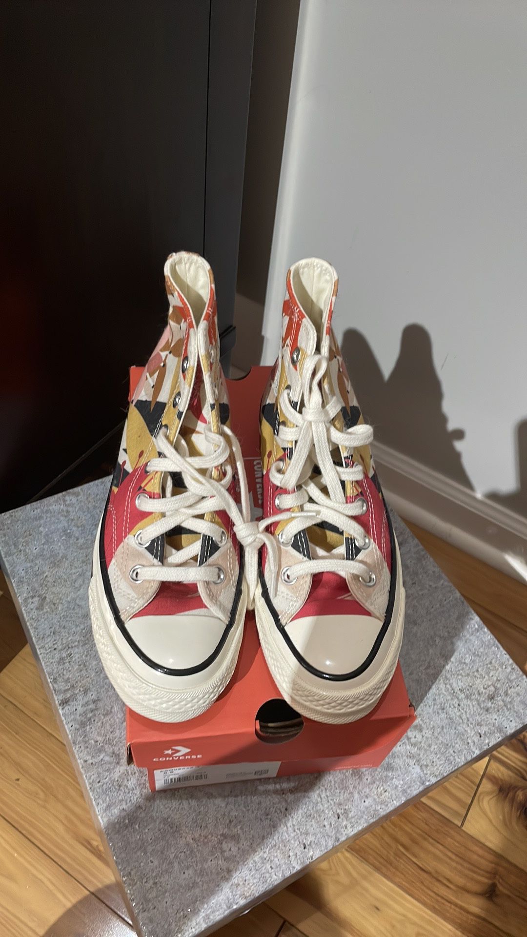 Converse  Chuck Taylor 6.5  Will Fit 7.5