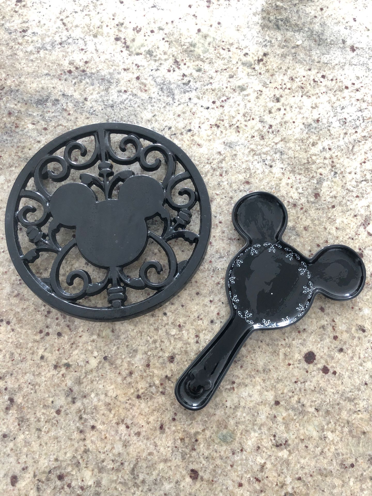 Disney Mickey Mouse Pot Holder and Utensil Holder