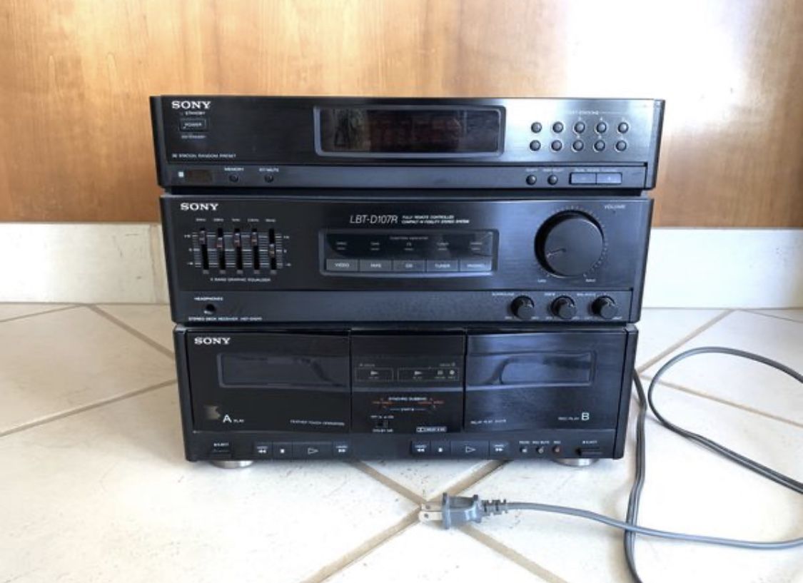 Sony LBT-D107R Compact Hi-Fidelity Stereo System