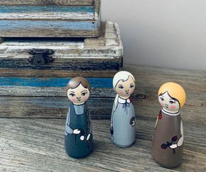 Organic Wooden Peg Dolls// Forest Girls// Eco - Friendly Kids Toys