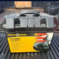 Minn Kota Battery Box For Trolling Small Boats Compartment 