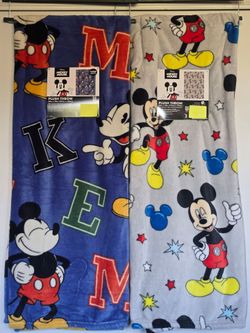💙 Mickey Mouse Throw Blankets 💙