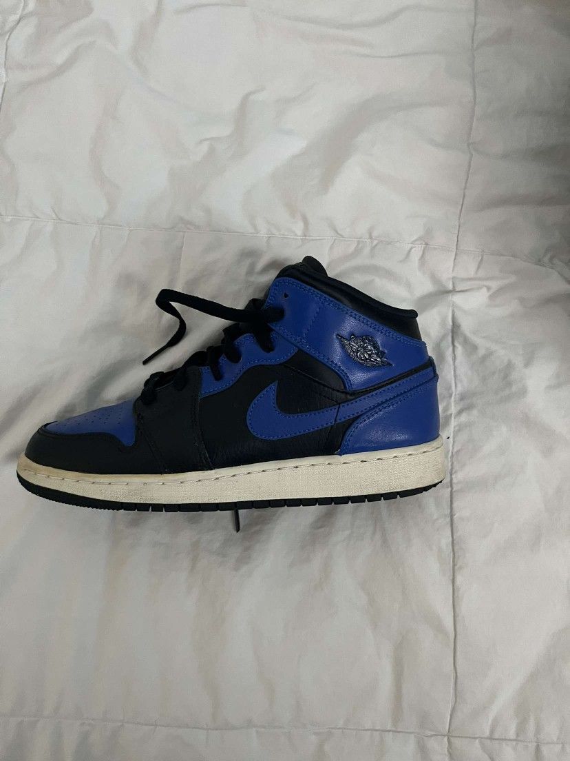 (Rarely Used) Nike Jordan 1 Mid Black Royal Blue (Size 6.5)
