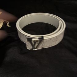 LV Belt