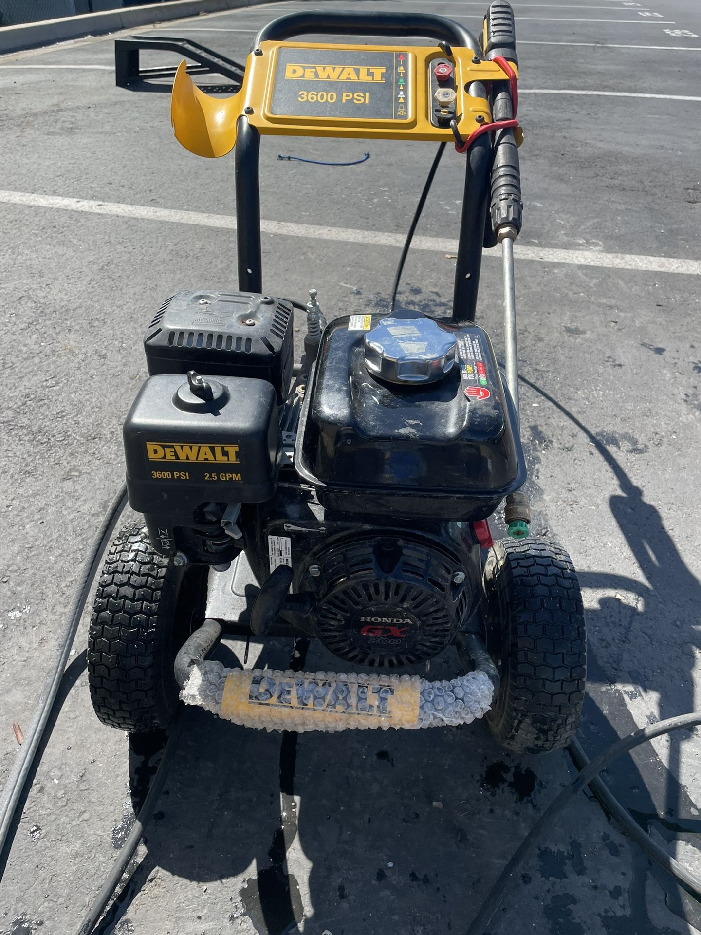 3600 PSI Dewalt Pressure Washer