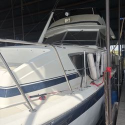1985 Chris craft 410 commander