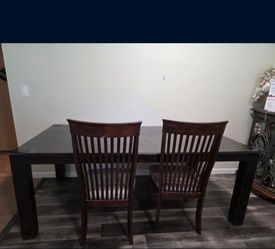 Dinning set for FREE