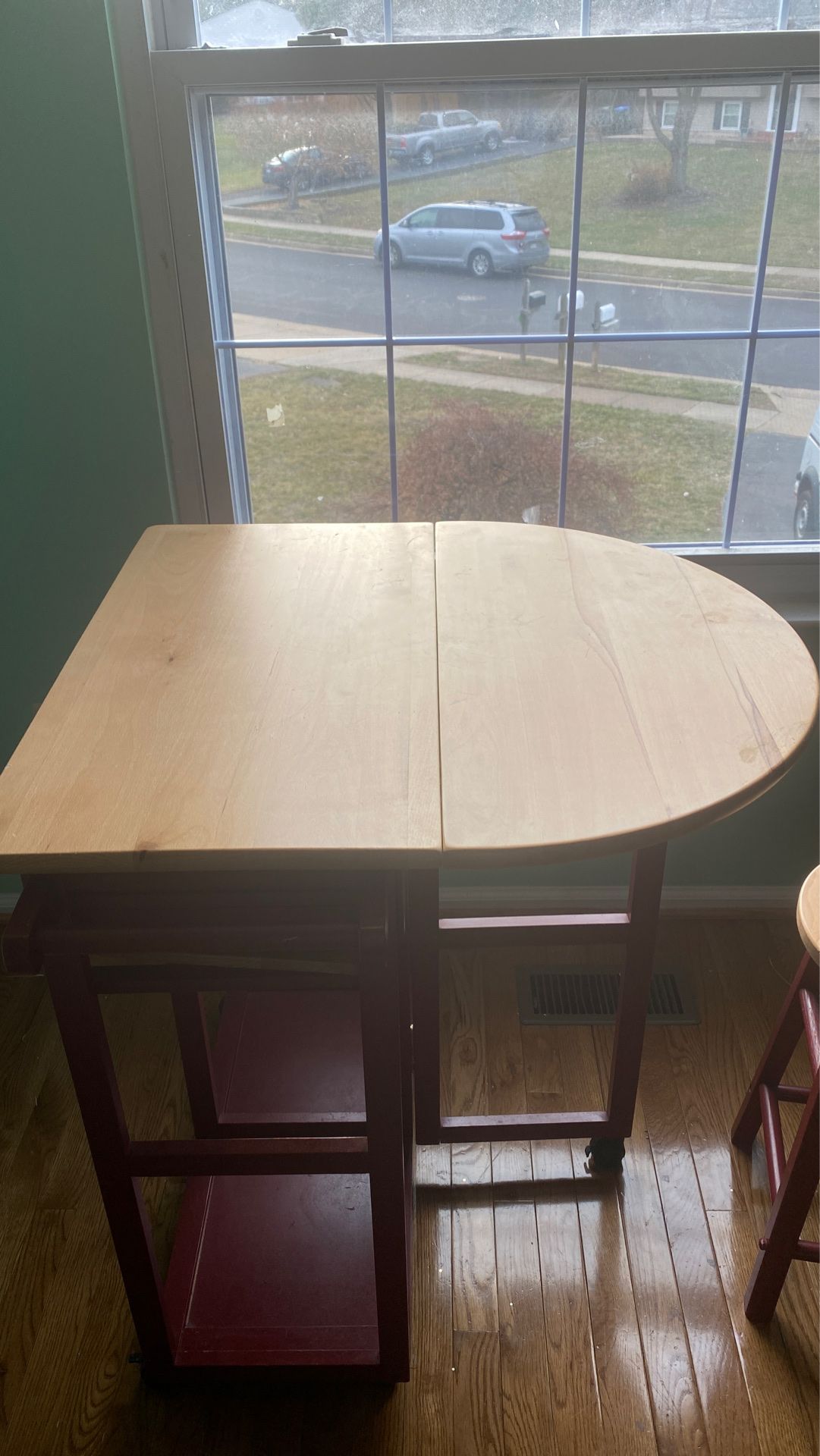 Study/craft table with two stools