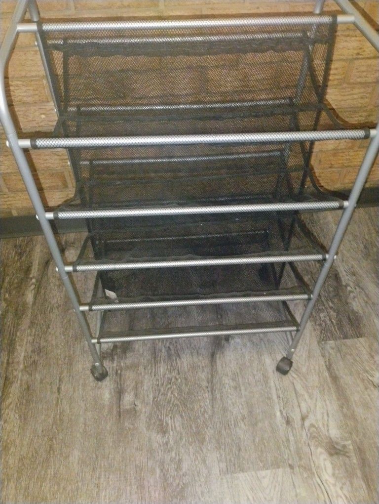 Metal And Mesh Wheeled Shoe Rack Holds 30 Pickup Only Cash 