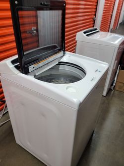 Washing Machine & Dryer. $400 separately $700 together.