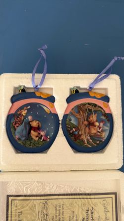 Bradford Exchange Disney Winnie the Pooh Honeypot Adventures Ornaments COA