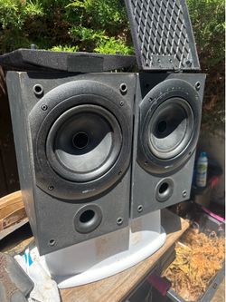 KEF Bookshelf  speakers