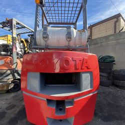 TOYOTA forklift For SALE 