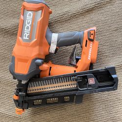 Ridgid 21 Degree 18v Nailer Tool Only