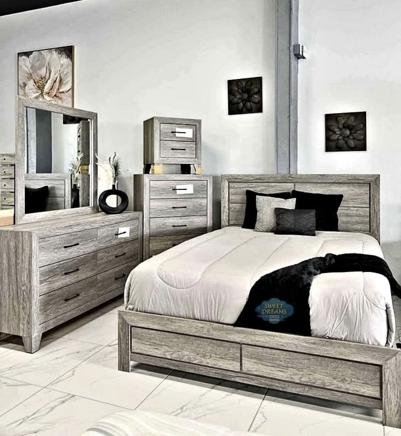 🔥 HUGE BLACK FRIDAY BLOWOUT SALE! 🔥 Get this stunning 5-Piece Bedroom Set for ONLY $798!