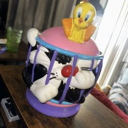 Sylvester and tweetie bird cookie jar