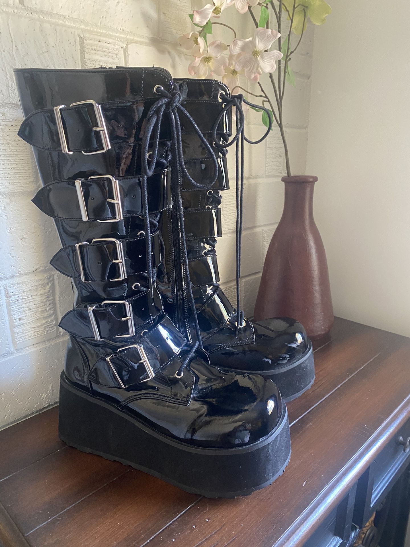 Demonia “Trashville- 518” Platform Goth Punk Black Patent Boots Men’s Size 10