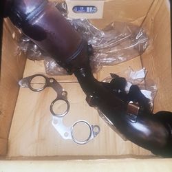 Lexus Exhaust Manifold 