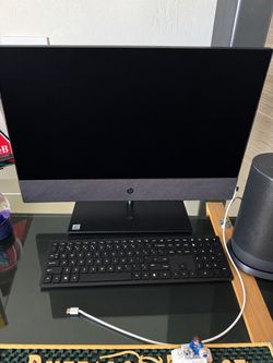 HP all-in-one computer with keyboard
