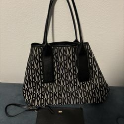 DKNY monogram Tote And Bonus Wristlet B
