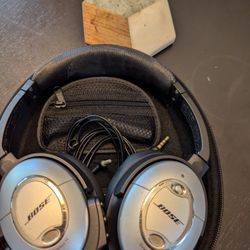 Bose Quiet Comfort 15 Noise Cancelling Headphones w/ Bluetooth Adapter