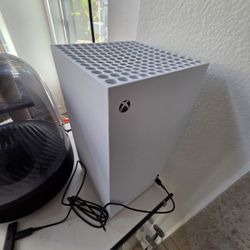 XboxSeriesX 1TB 2 Controllers Steelseries Nova 7 Wireless Headset NEW $700 OBO