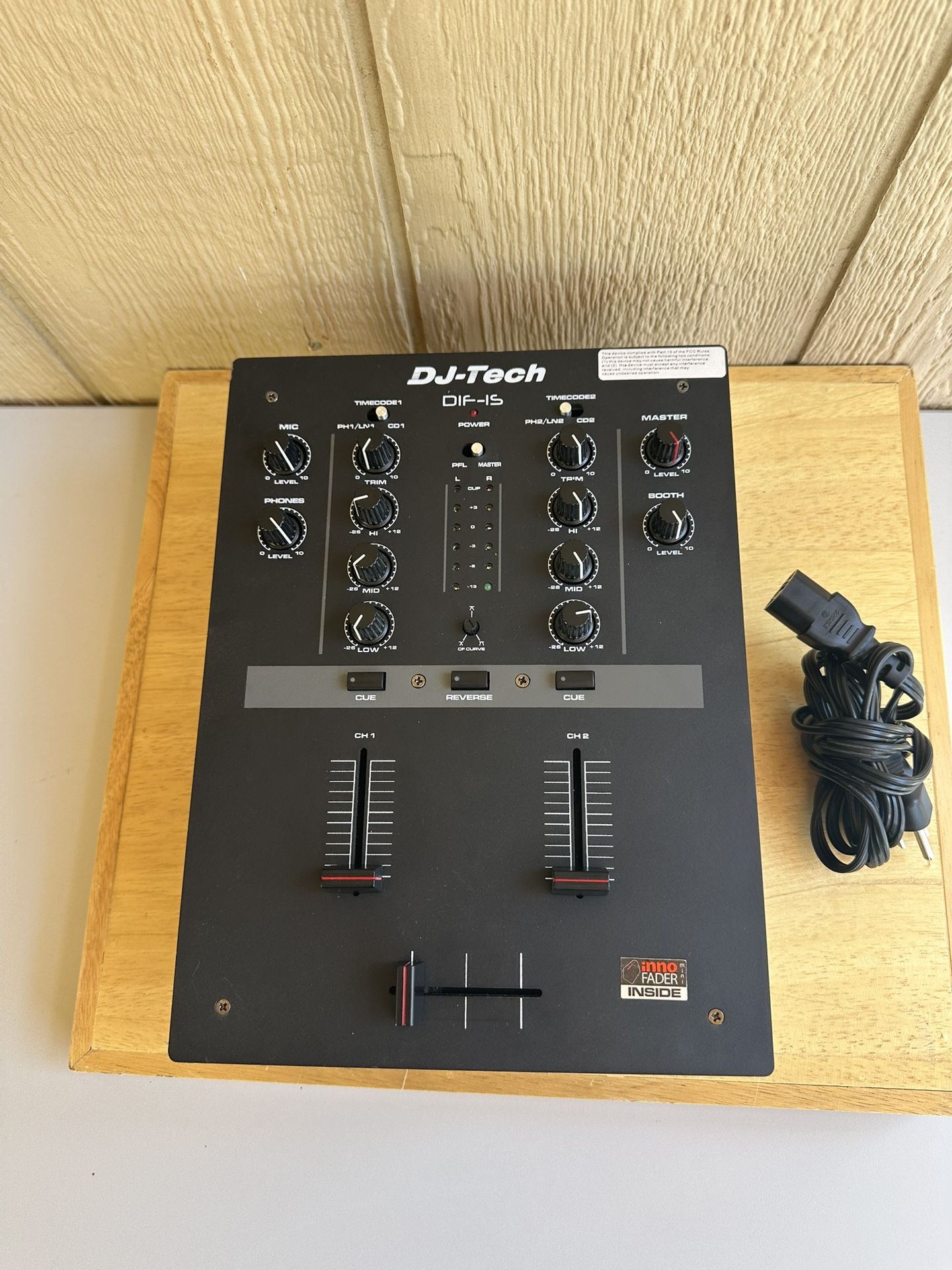 DJ-Tech DIF-1S High Performance 2-Channel DJ Scratch Mixer Music Sound Party
