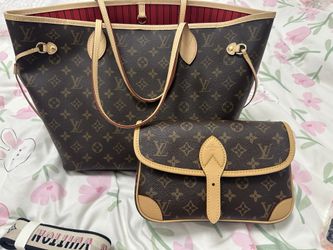 Luxury Style Tote Bag with BrownCheckered Pattern