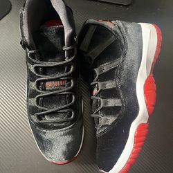 Jordan 11 Velvet Bred Size 9M Used