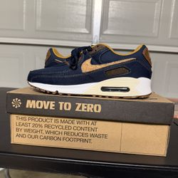 NIKE AIR MAX 90 NEW SIZE 8.5 $110