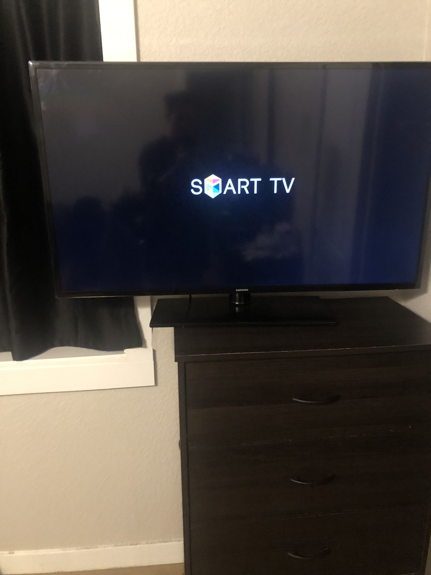 46” Samsung Smart Tv Like New