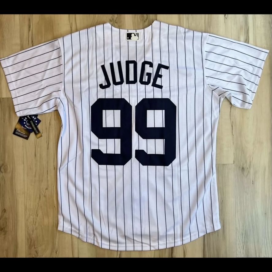 Stitches Athletic Gear MLB Yankees Youth Button Up Jeresy Size Medium Kid  Youth for Sale in Bakersfield, CA - OfferUp