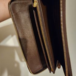 Authentic Louis Vuitton Wallet 