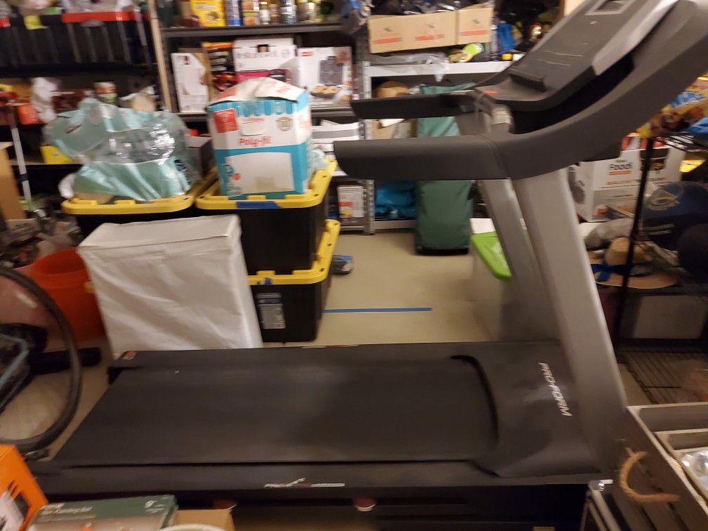 Treadmill  Proform 505