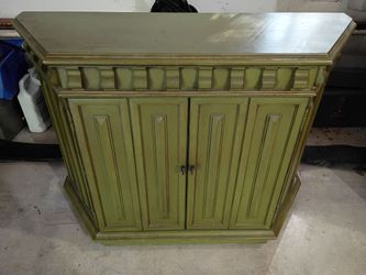 Small cabinet