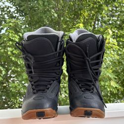 Women’s Size 8 Snowboard Boots - Great Condition!