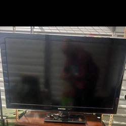 Samsung 40" LCD TV