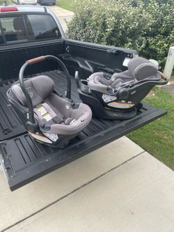 UPPA Baby Car Seats (x2)