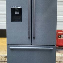 Bosch Counter Depth Refrigerator W36xD30xH69 Inches 