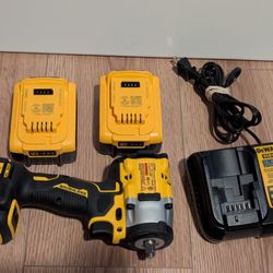 DeWalt Atomic Impact 3/8