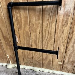 4 Pipe Shelf brackets 