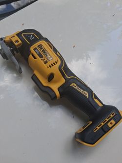 Dewalt 20V MAX XR Multi tool