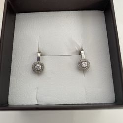 Gold earrings for girls
