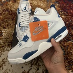 Jordan Retro 4 Military Blue 