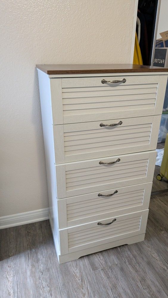 5 drawer dresser 