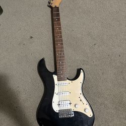 Yamaha EQ 112 C Electric Guitar 