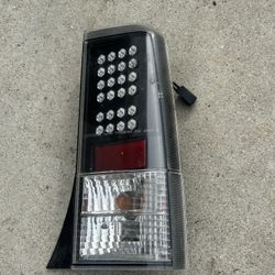 Scion Xb 2003 -2006 Passenger Side Taillight 